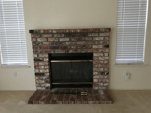 2nd image of 408 Blue Dolphin Way