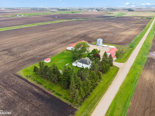 2480 Palm Ave, Garner, IA 50438