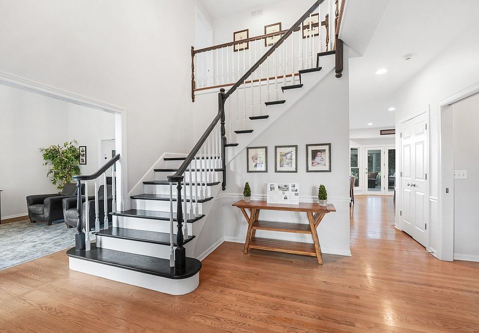 1564 White Eagle Dr, Naperville, IL 60564 | Zillow