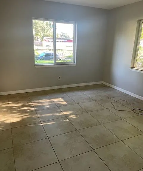 2920 W Cherry St — Photo 9