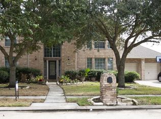 1919 Sandy Lake Dr, Friendswood, TX 77546