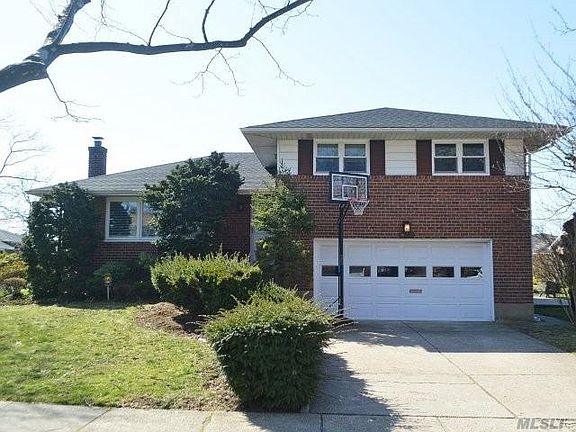 2nd image of 411 Garden Blvd