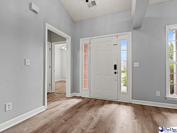 3rd image of 3326 Lupine Dr