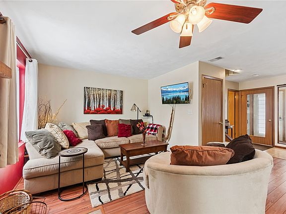 3rd image of 1844 Eagles Ridge Way