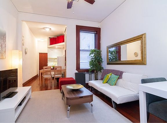 4th image of 235 W 15th St #4DD