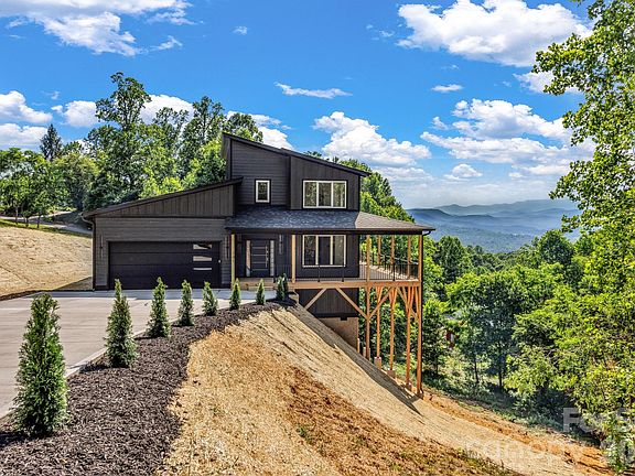 2nd image of 221 Coopers Dr