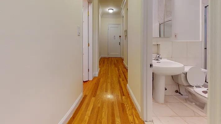 Rented by Bond New York | media 6
