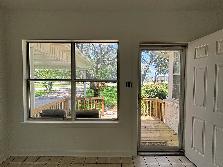 14 Bay Dr NE — Photo 6