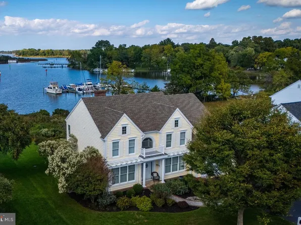 214 Harbor Ln, Queenstown, MD 21658