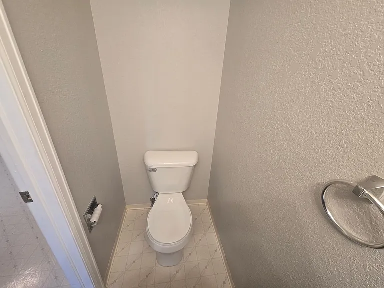 80 Blackburn Ln — Photo 10