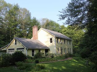 220 Plummer Hill Rd, Henniker, NH 03242