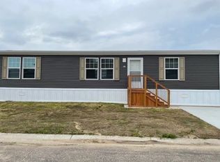 930 Kathy Cir #930, Flint, MI 48506