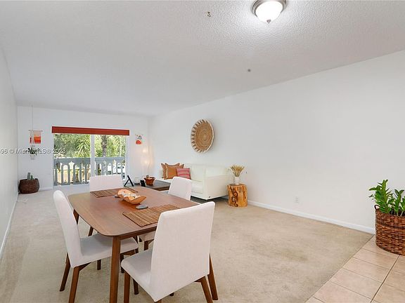 5th image of 100 Edgewater Dr APT 203