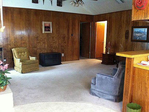 2nd image of 205 Denton Dr
