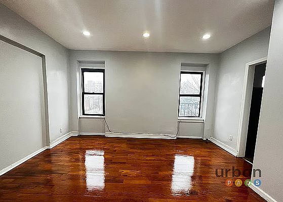 2nd image of 307 Malcolm X Blvd #3Q