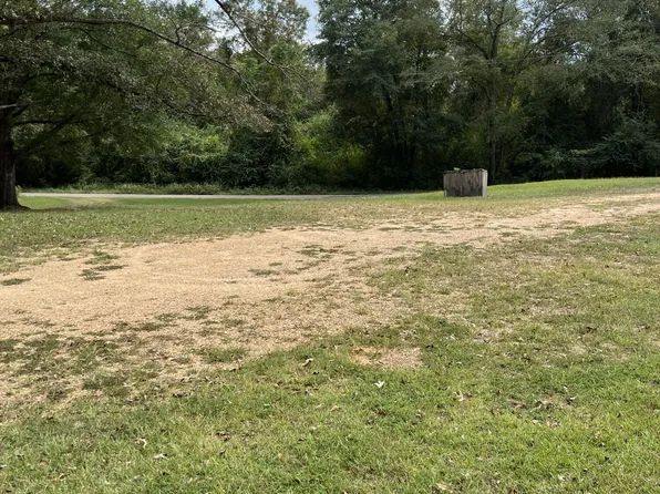 47 Lee Rd, Sumrall, MS 39482