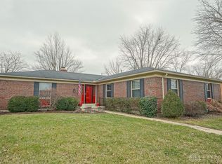 800 Olympian Cir, Dayton, OH 45417