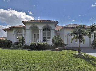 707 Nautilus Ct, Marco Island, FL 34145