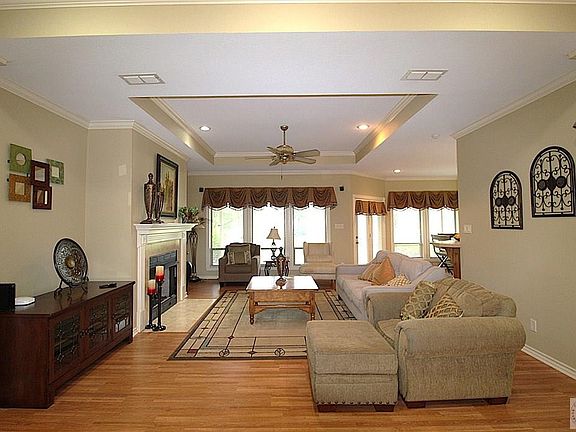 4th image of 3504 Trotter Ln