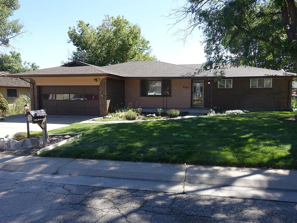 1st image of 8262 W 70th Pl