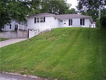 1st image of 1207 Lawrence Ave