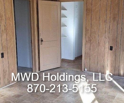 2nd image of 510 Cedar Ave