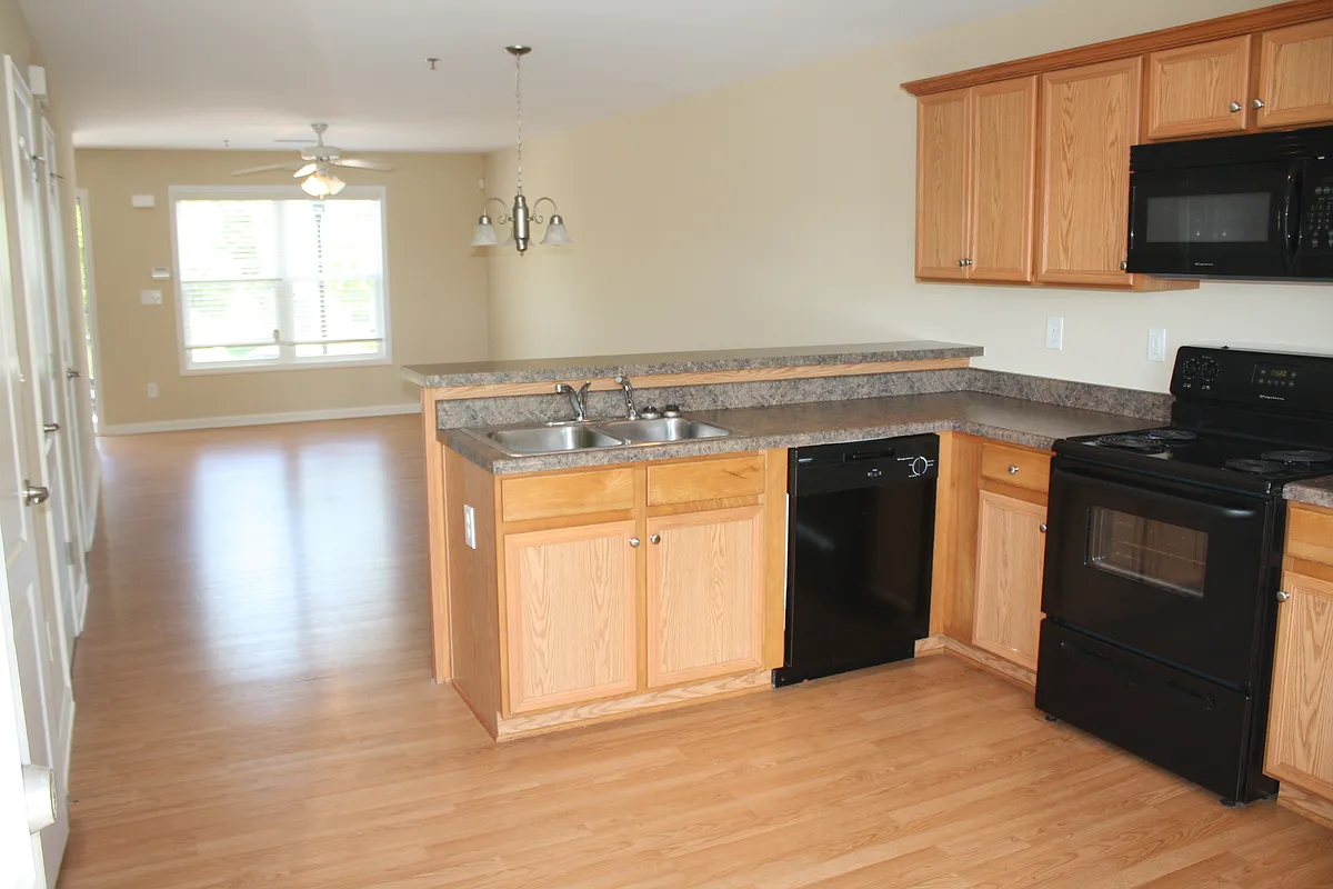Building Photo - 232 Epps Bridge Rd #9C