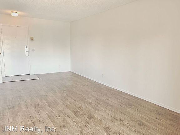 4th image of 8655 Willis Ave #206