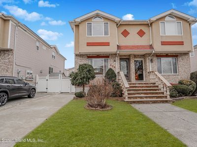 538 Eltingville Blvd, Staten Island, NY, 10312
