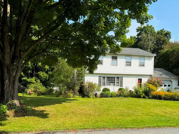 4 Woodmore Drive, Hanover, NH 03755