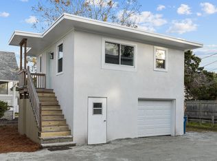 1409 1/2 Evans St, Morehead City, NC 28557