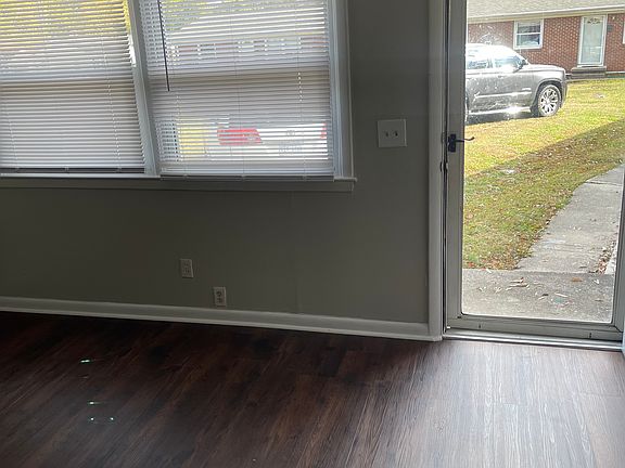 3rd image of 1806 Willora St #4