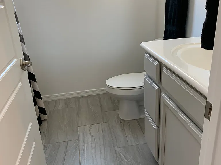 14579 W Dahlia Dr — Photo 9