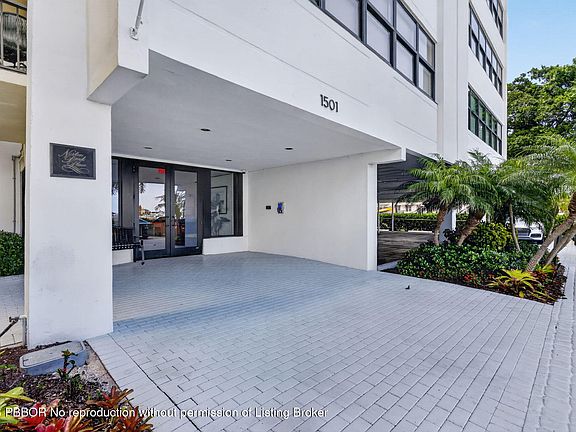 3rd image of 1501 S Flagler Dr APT 4B
