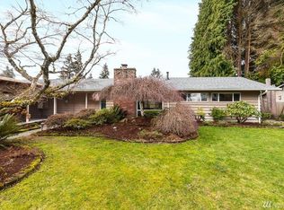 16610 Lake Hills Blvd, Bellevue, WA 98008