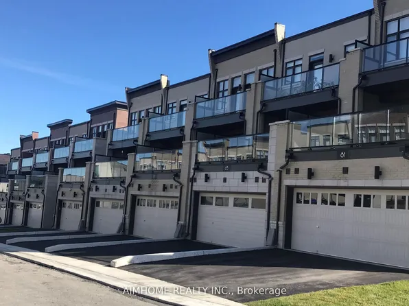 87 Carrville Woods Cir, Vaughan, ON L6A 4Z6