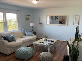 9711 8th View St APT 11, Norfolk, VA 23503