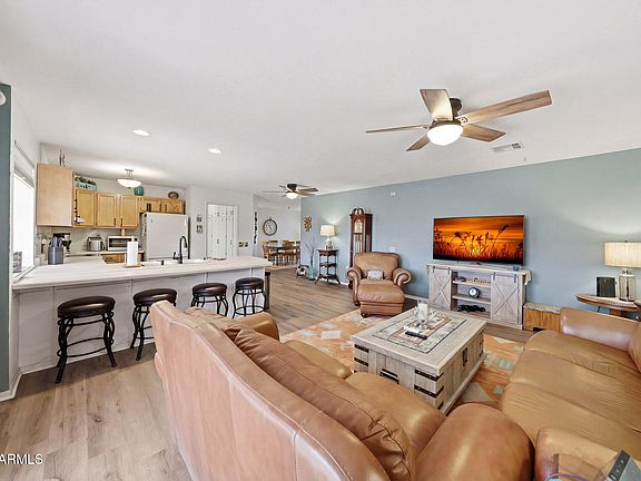 3rd image of 17819 N DEL WEBB Boulevard