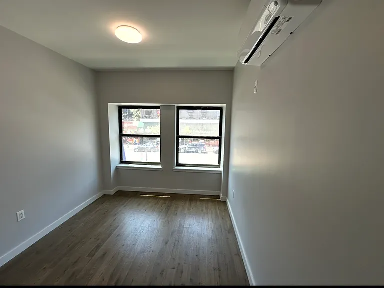 175 E 116th St #2 — Photo 2