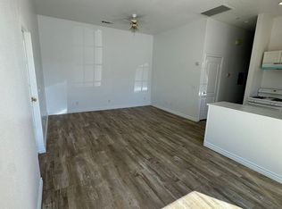 3760 E Calle De Carlos #4, Palm Springs, CA 92264