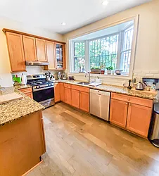 Rented by Amicourt LLC