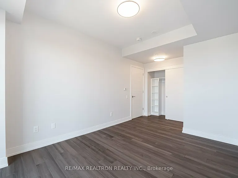 2525 Bathurst St #1009 — Photo 12