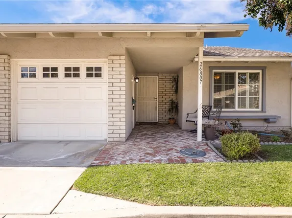 26807 Circle Of The Oaks, Santa Clarita, CA 91321
