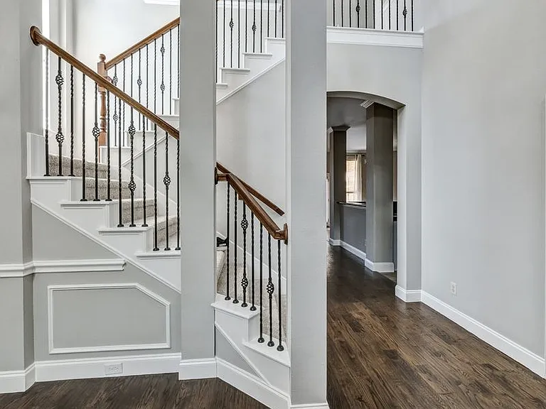 920 Ethan Rd — Photo 3