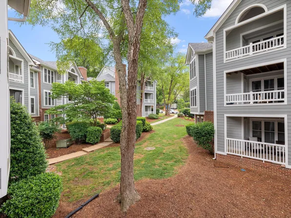 1021 Wirewood Dr APT 202, Raleigh, NC 27605