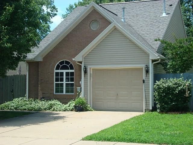 1st image of 5927 Riverwalk Cir