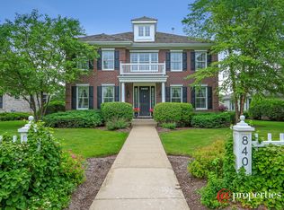 840 Symphony St, Lake Forest, IL