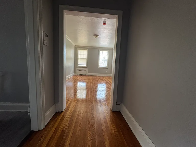 84-7C Forest St #7C — Photo 6