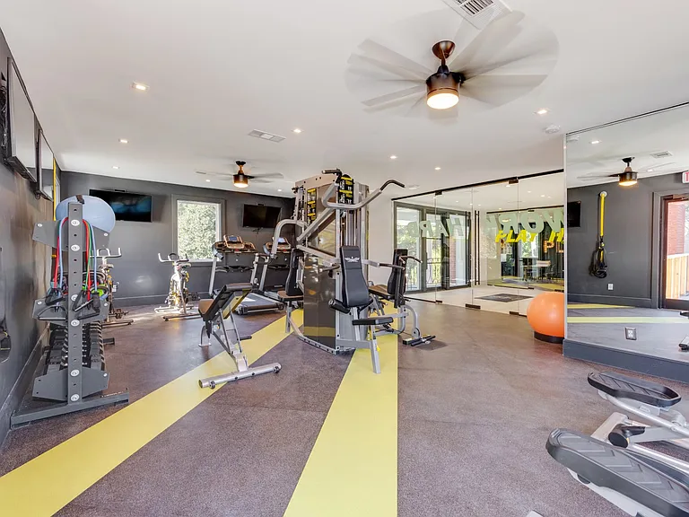 HillRock Estates — Photo 8