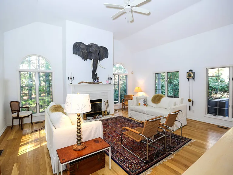 17 Timber Ln — Photo 4